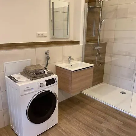 In Zentraler Lage Mit Privatparkplatz Apartment