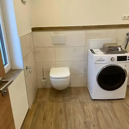 In Zentraler Lage Mit Privatparkplatz Apartamento *